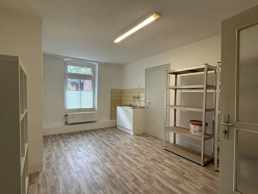 Gewerbe EG links Lager