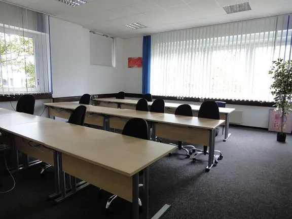 Büro / Schulungsraum