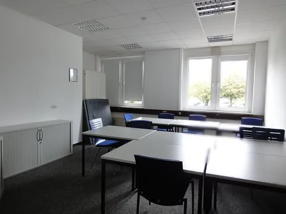Büro / Schulungsraum