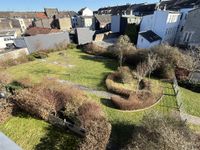 Blick in die Gartenanlage