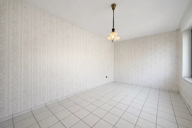 Kind / Arbeitszimmer