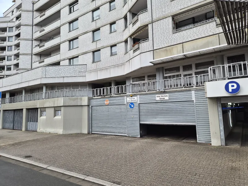 Zufahrt Tiefgarage