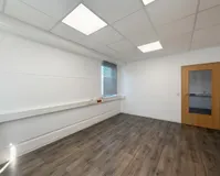 Büro (EG Rechts)