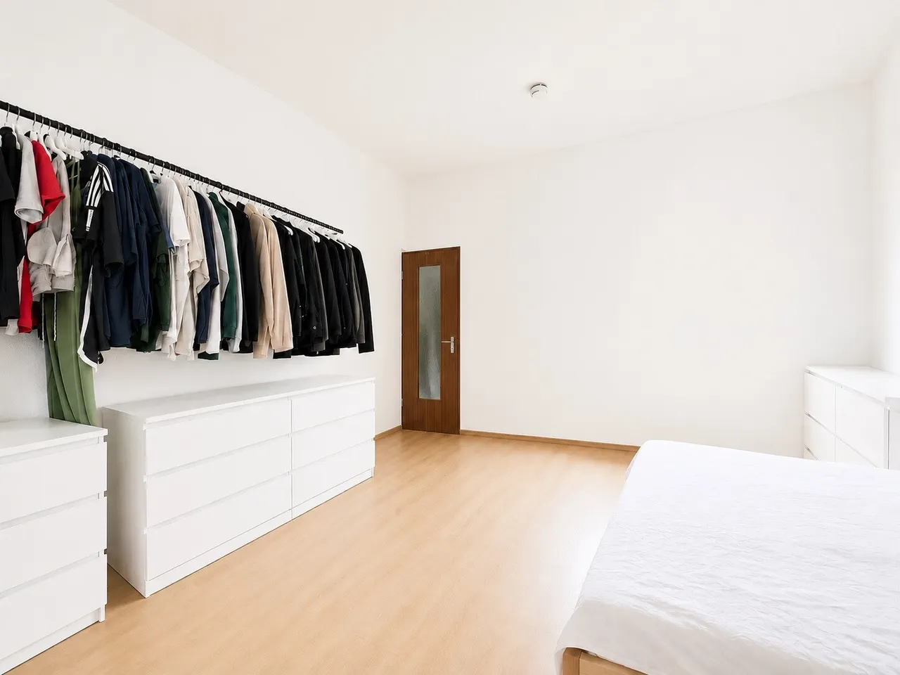 Charmante Altbauwohnung in Rheinlage von Krefeld-Uerdingen zu mieten! - Photo 3