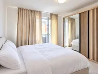 Schlafzimmer 1. OG Links