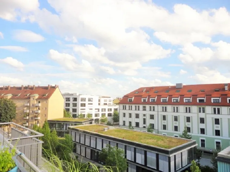 2 Zimmer-Dachterrassen-Wohnung mit tollem Blick über die Stadt Nähe U+S-Bahn in Schwanthaler Höhe