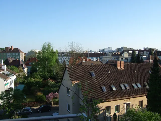 Absolut ruhige 3 Zimmer-Wohnung in Süd-Lage Nähe Olympiapark mit Blick über die Stadt