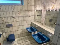 Badezimmer im Erdgeschoss