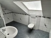 Badezimmer im Obergeschoss