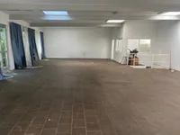 Produktionsfläche mit Büro