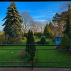 Blick in den Garten KI bearbeitet