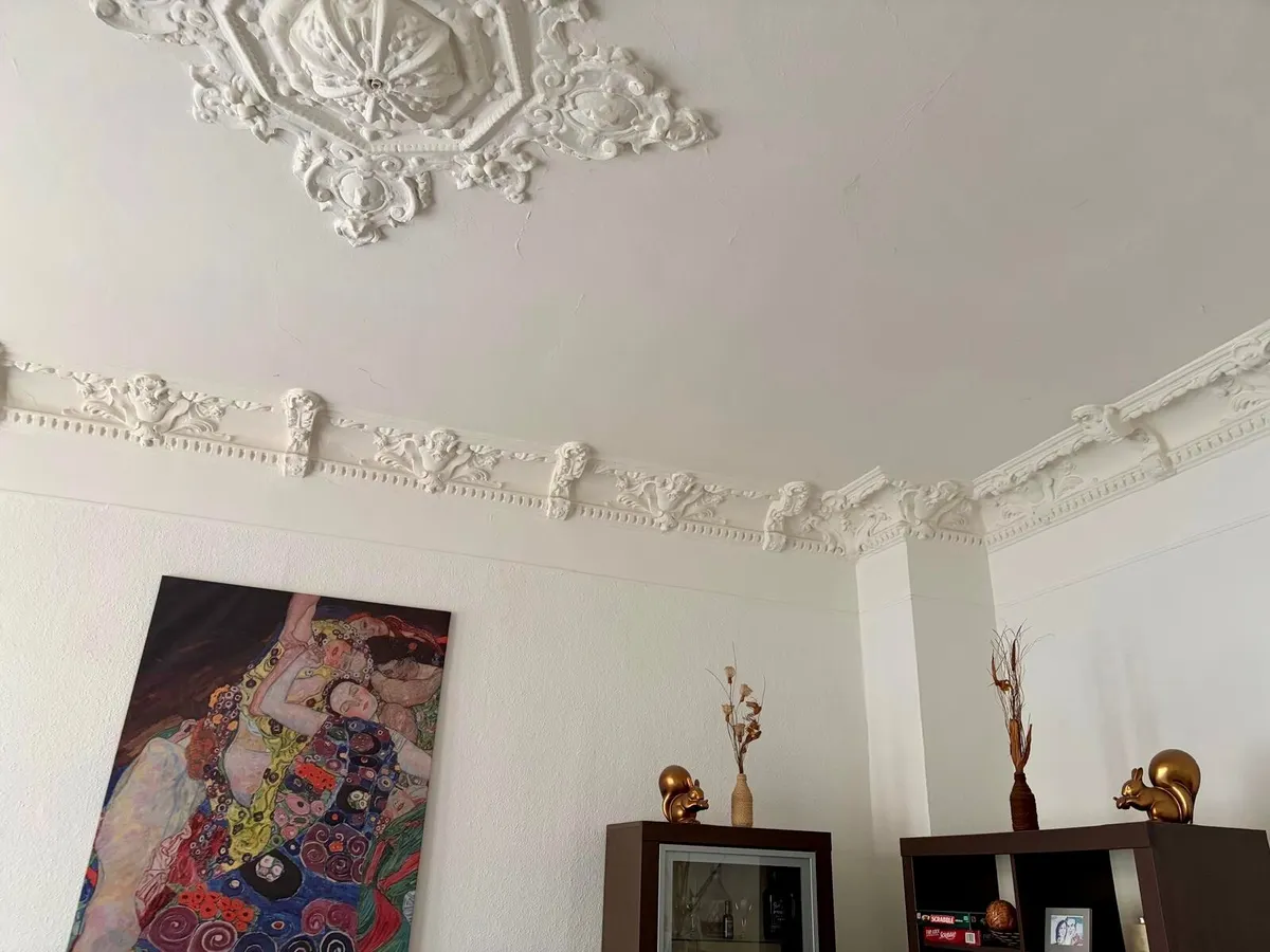 Detail Stuckdecke Wohnung