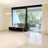 Arbeitszimmer Hochparterre KI bearbeitet