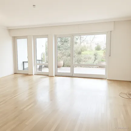 Schlafzimmer Gartengeschoss KI bearbeitet