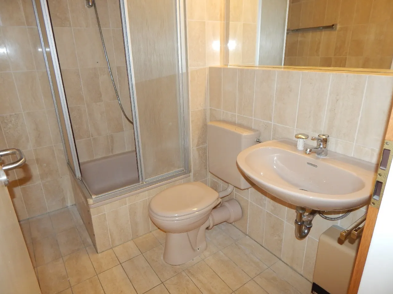 Wohnung zur Miete in Düsseldorf - Photo 4