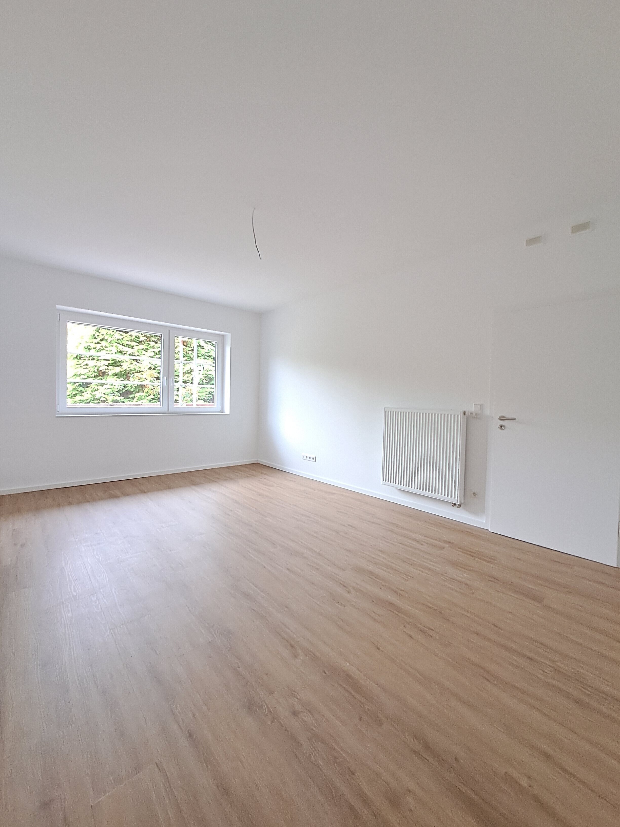 Erstbezug nach Sanierung: 3-Zimmer-Wohnung mit Balkon im Südviertel