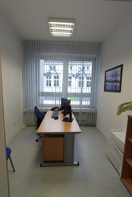 Büro 4