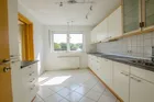 Kochen mit Durchgang Wohnen