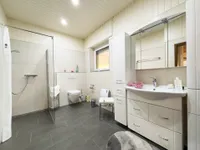 Badezimmer EG