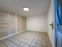 Schlafzimmer UG