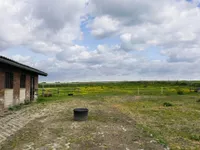Fläche vorm Stall