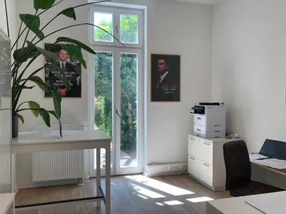 Büro 4
