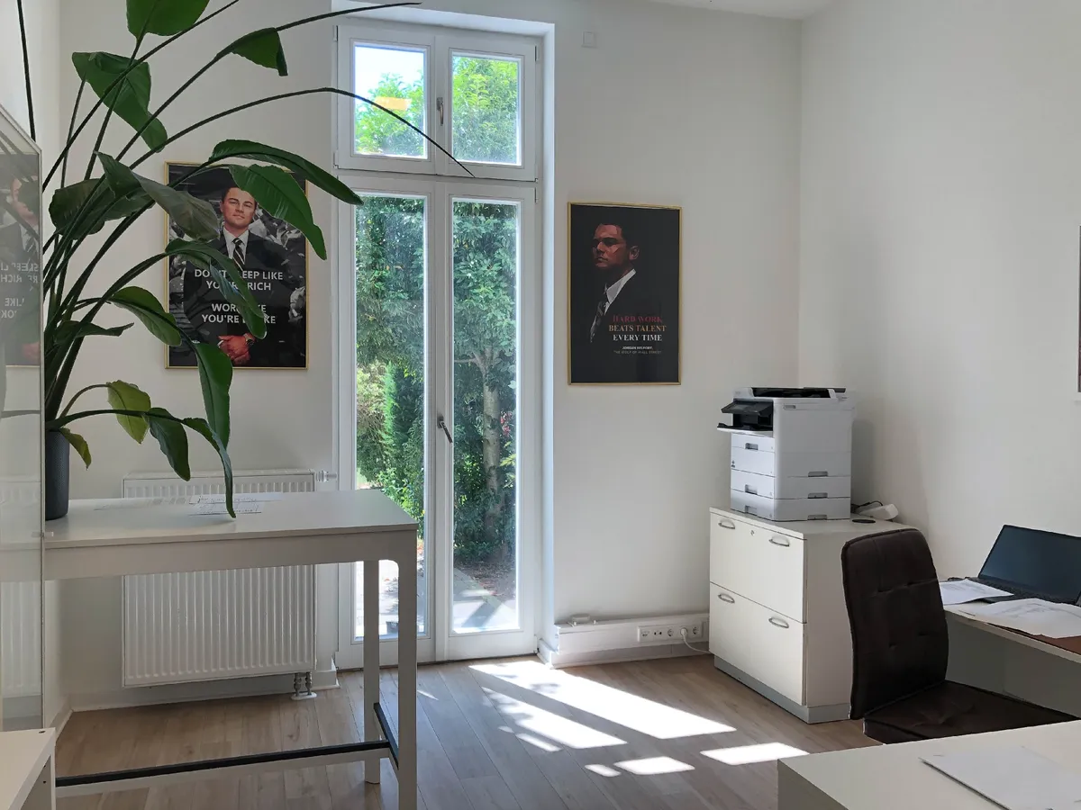 Büro 4