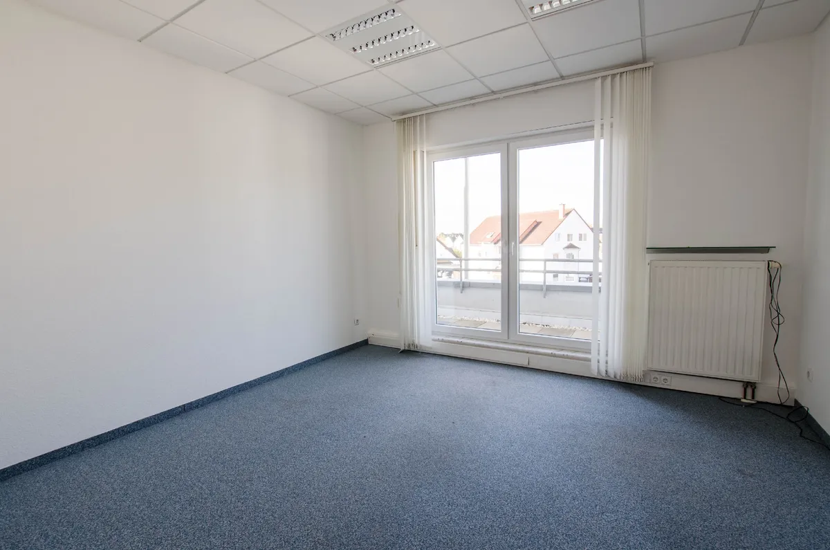 Büro 1