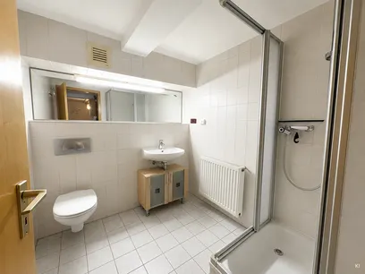 Badezimmer KG