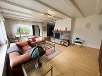 Wohnzimmer ( EG ) 