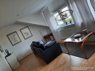 Ruhig gelegenes Zimmer mit Blick ins Grüne in 3er-WG!
