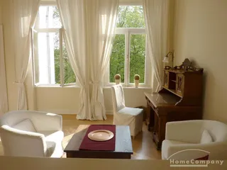 Hochwertig möblierte Wohnung im Landhausstil