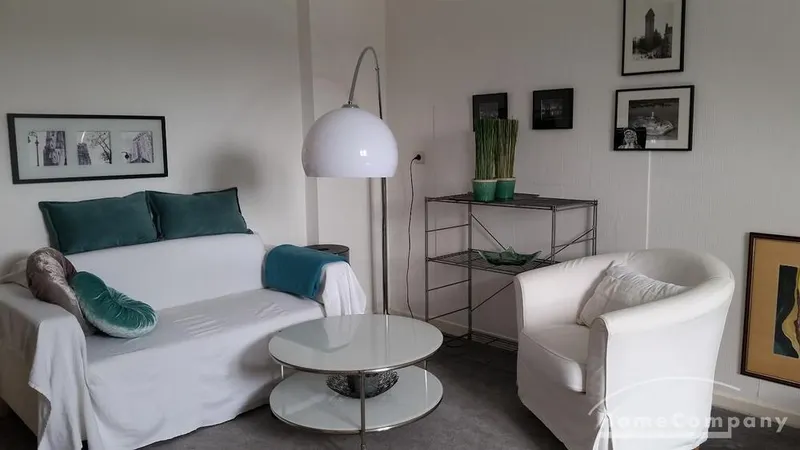 Modern möbliertes Zimmer in Bonn - Lengsdorf