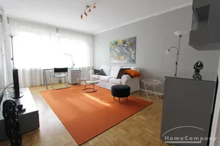 Moderne geschmackvolle mit Balkon, in Plittersdorf/ Villenlage!