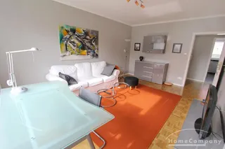 Moderne geschmackvolle mit Balkon, in Plittersdorf/ Villenlage!