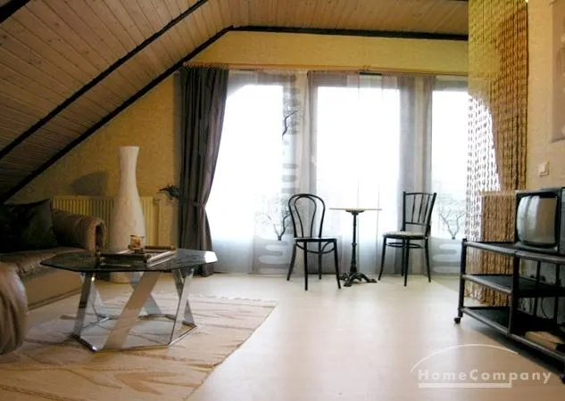 Dachgeschoss-Apartment in Troisdorf mit W-Lan!