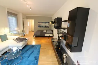 Venusberg nähe UKB direkt am Wald mit riesigem Sonnenbalkon!