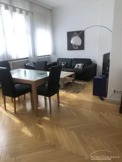 Charmante Altbauwohnung im Zentrum!
