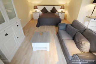 Designer-Appartment mit 1,5 Zimmern und mit separatem Schlafbereich und eigenem Eingang!