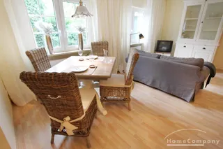 Designer-Appartment mit 1,5 Zimmern und mit separatem Schlafbereich und eigenem Eingang!
