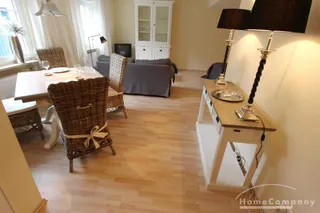 Designer-Appartment mit 1,5 Zimmern und mit separatem Schlafbereich und eigenem Eingang!