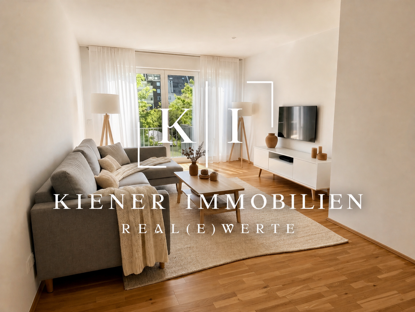 Wohnzimmer (KI möbeliert)