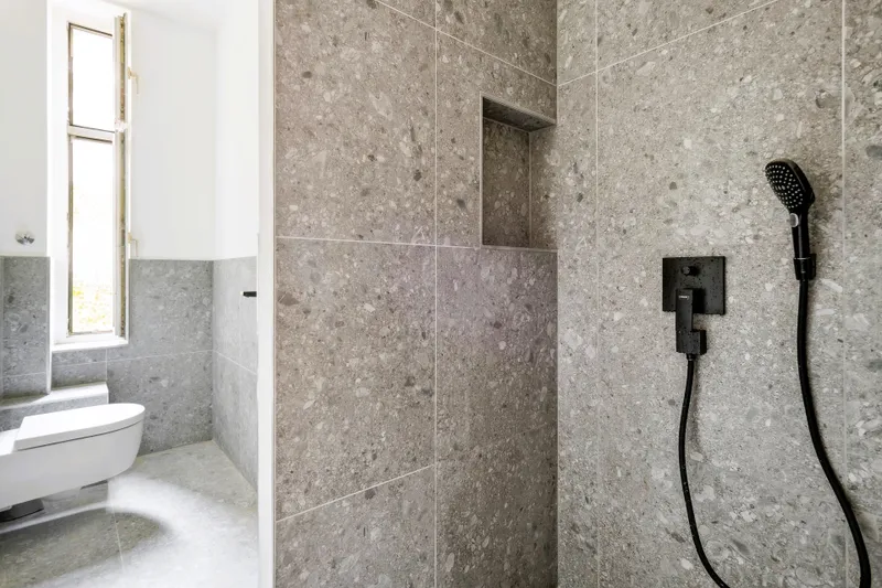 backbone_514318-A_058_WEB 1