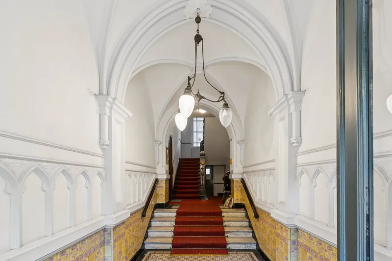 backbone_571227-B_018_WEB