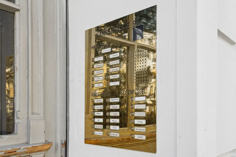 Gründerzeitflair im Herzen von Charlottenburg – stilvoll saniert, nachhaltig modernisiert