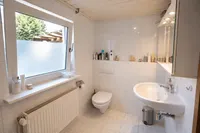 Badezimmer EG