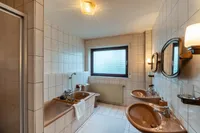 Badezimmer(2)