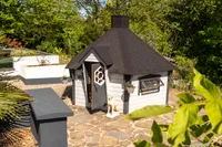 Skandinavische Grillhütte