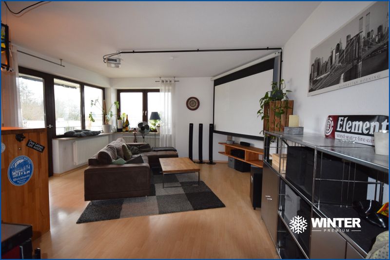 Gro&szlig;z&uuml;gige 3,5-Zimmer Wohnung auf dem Gigelberg