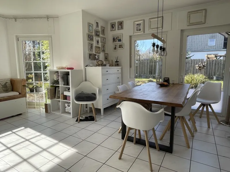 Gepflegtes Haus_Helles Esszimm